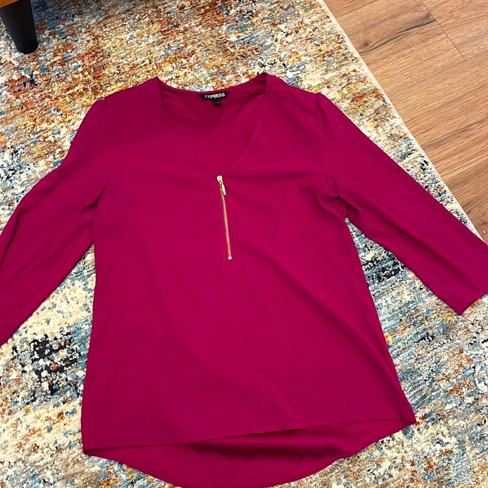 Express small top.